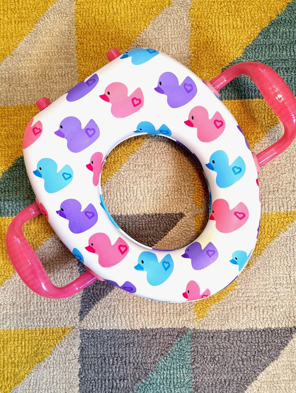 Munchkin Soft Padded Potty Seat for Toilet Squishy Tushy